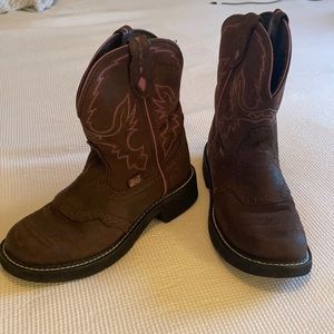 Girls Justin Boots size 8